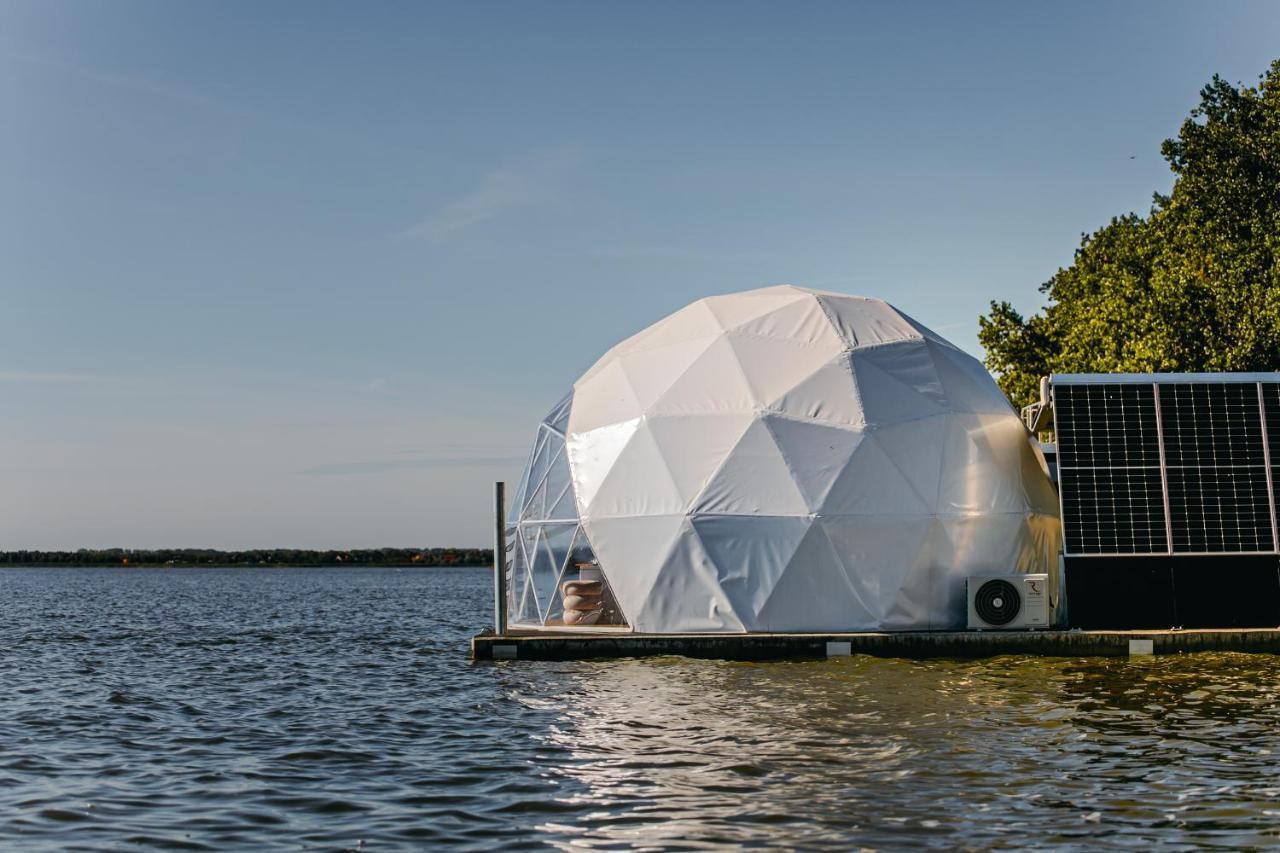 Grand Ht Houseboats - Domki Na Wodzie - Sauna, Jacuzzi, Kominek Mielno  Eksteriør billede