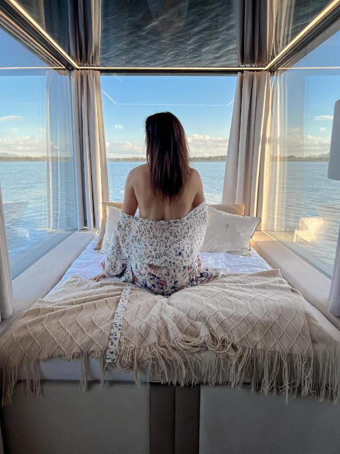 Grand Ht Houseboats - Domki Na Wodzie - Sauna, Jacuzzi, Kominek Mielno  Eksteriør billede