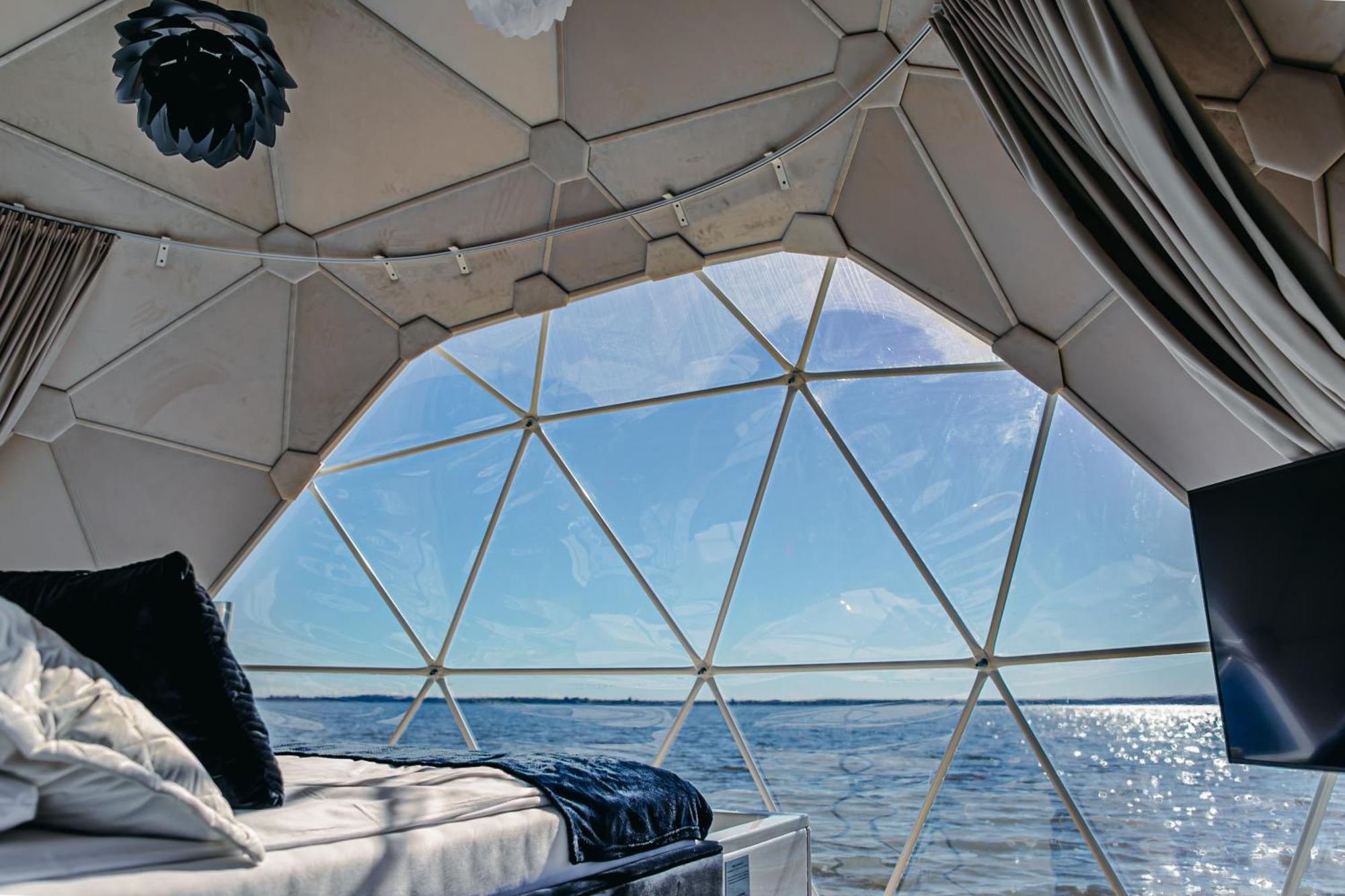 Grand Ht Houseboats - Domki Na Wodzie - Sauna, Jacuzzi, Kominek Mielno  Værelse billede